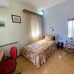아파트 Lydia's