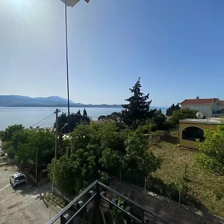 Lydia's Lixúri